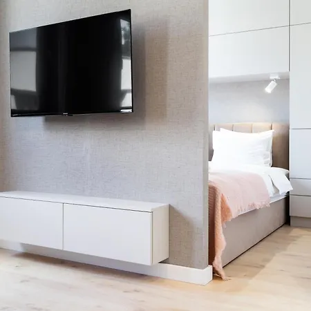 아파트 Househost Smolensk 33-308a *