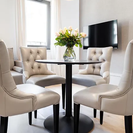 Househost Smolensk 33-308a דירה *