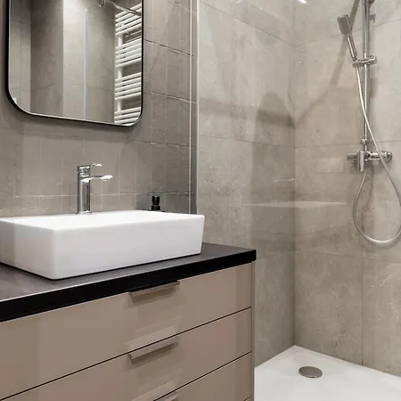 아파트 Househost Smolensk 33-308a *