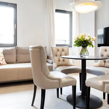 아파트 Househost Smolensk 33-308a *